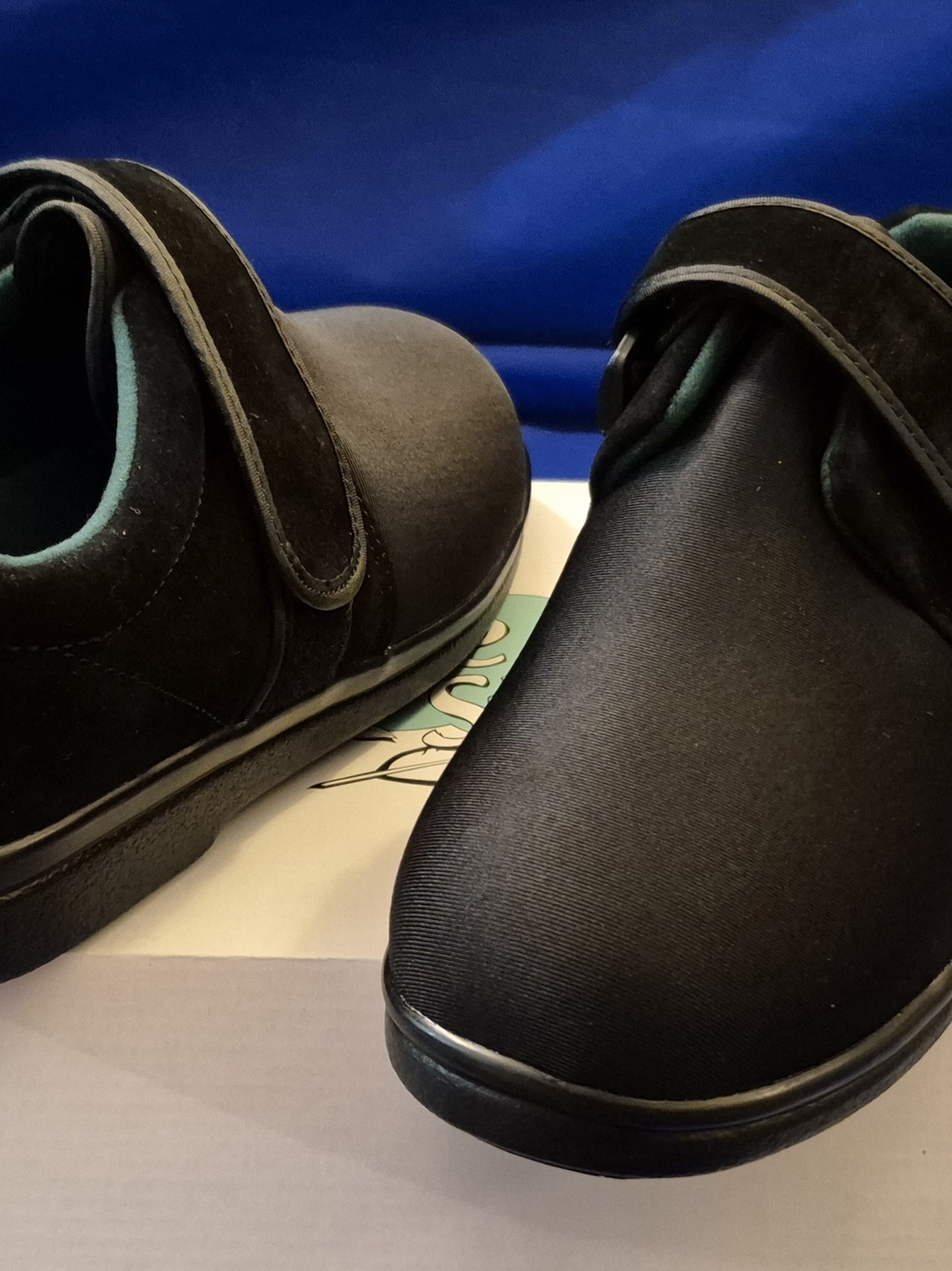 Unisex Black DARCO Gentle Step Slip-On Shoes with Hook-and-Loop Strap